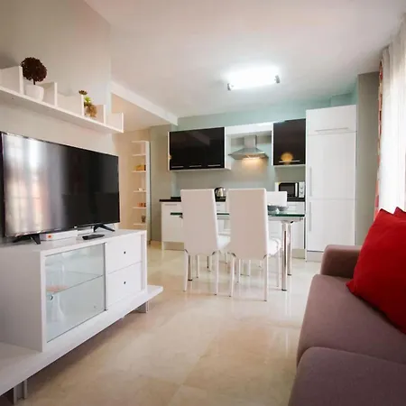 Holidays2malaga Ancha Del Carmen Aacc, Lift, Wifi * Málaga
