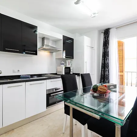 Holidays2malaga Ancha Del Carmen Aacc, Lift, Wifi Malaga